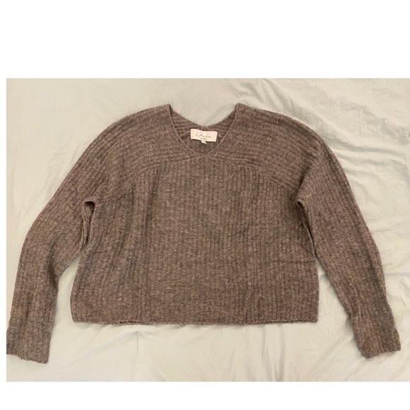 L’Acdemie Antonia sweater in charcoal - Picture 3 of 3